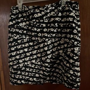 WHBM B/W SKIRT